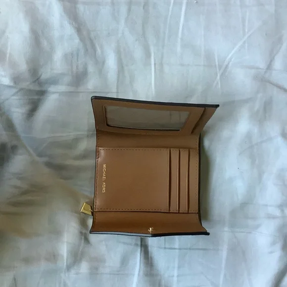 Michael Kors Compact Wallet - Picture 5 of 7